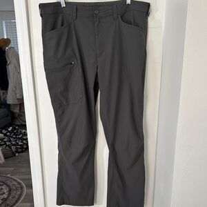 Eddie Bauer Men's Gray Pants Size 38X30